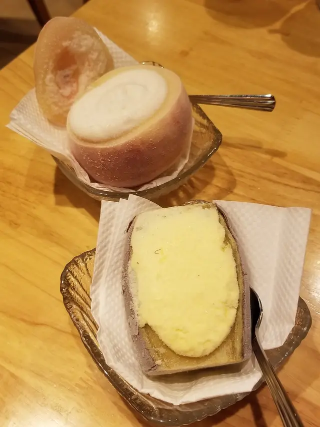 桃味雪葩及番薯雪糕