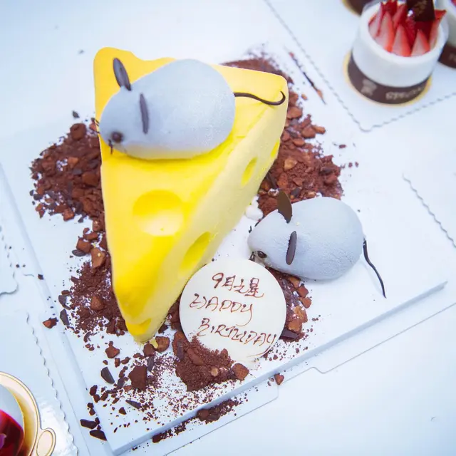 Cream  Cheesecake  Cake