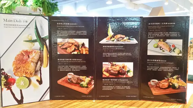 餐牌選擇頗多，價錢略貴，但感覺健康。