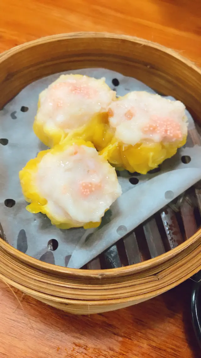 燒賣大大粒，點上餐廳自製辣椒油，超好味