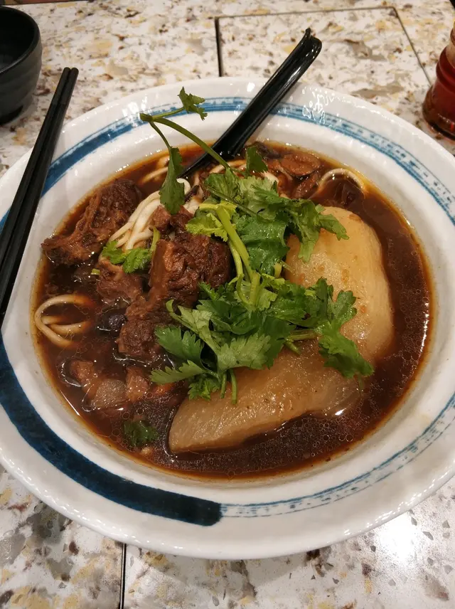 麵條彈牙有口感,湯底唔會好咸,牛肉夠腍