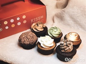 Kisses Cupcakes