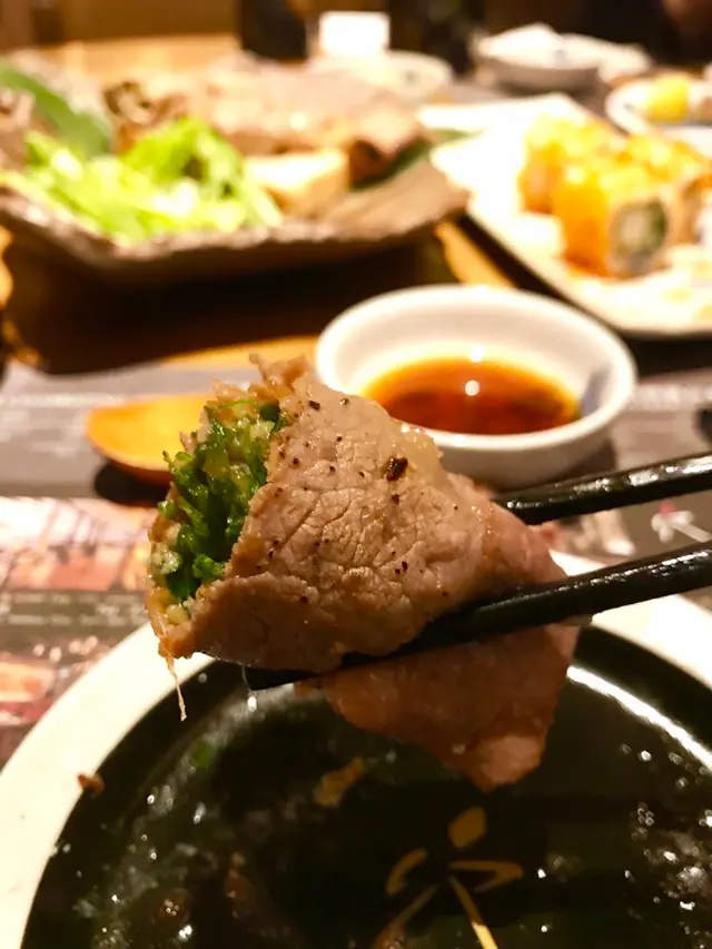 Juicy得黎中間有韭菜中和油膩感