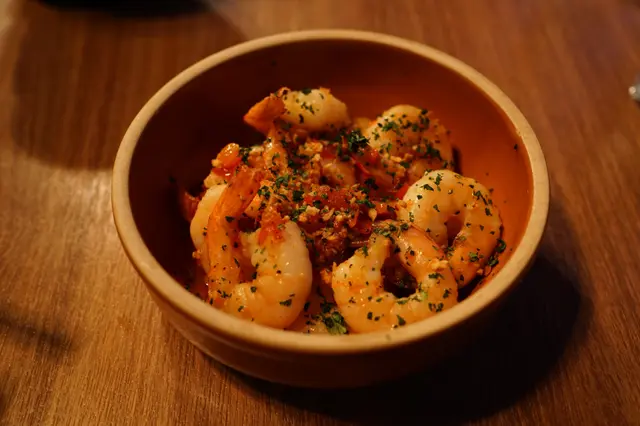 GAMBAS - GARLIC SHRIMP, CHIMICHURRI
