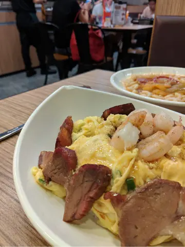 滑蛋叉烧海鲜饭