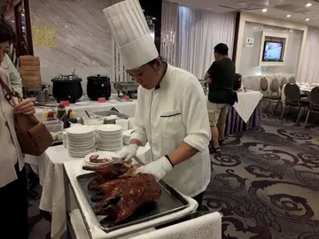 片皮鸭