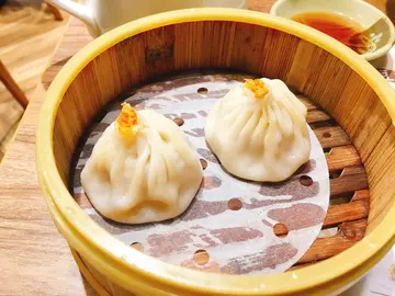 蟹粉小笼包