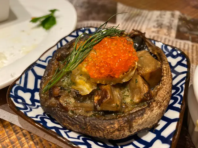 焗珍寶大啡菇釀帶子