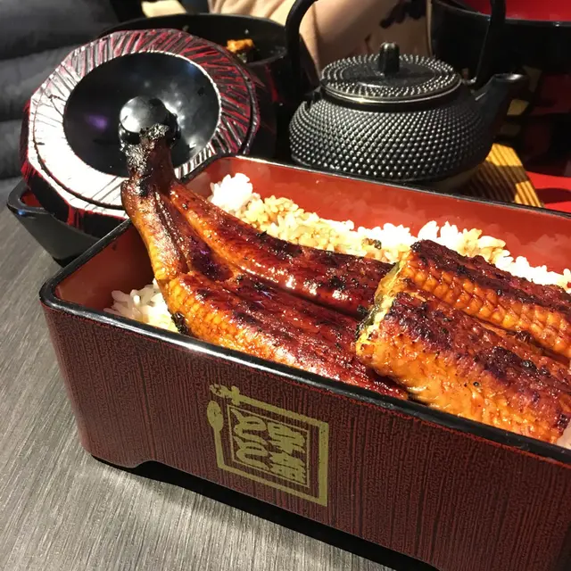 鰻魚重 上