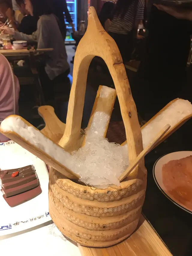 竹筒墨魚滑