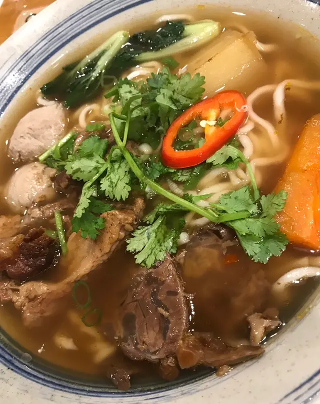 三盛紅燒健心牛肉麵