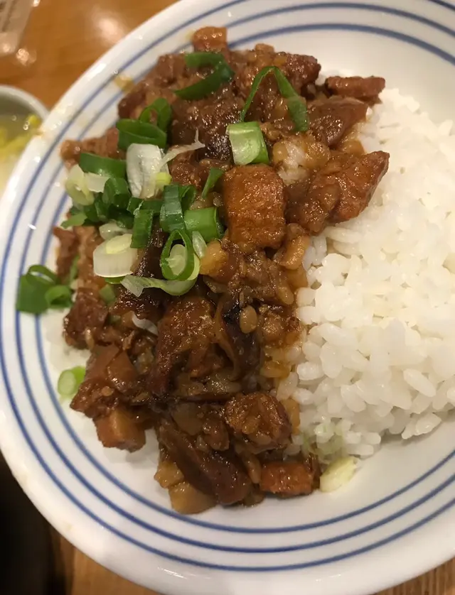 滷肉飯