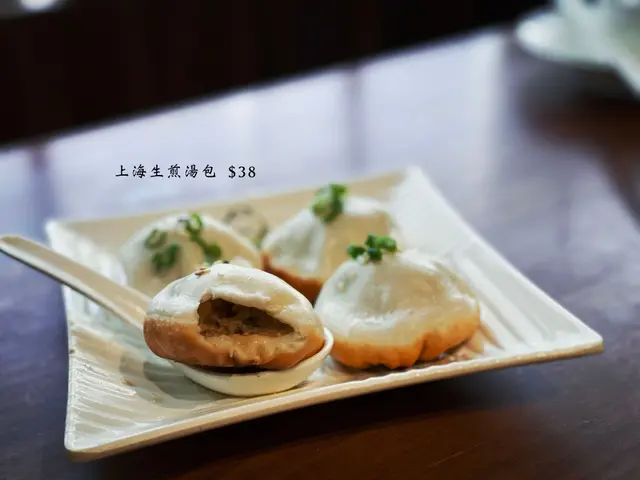 上海生煎湯包