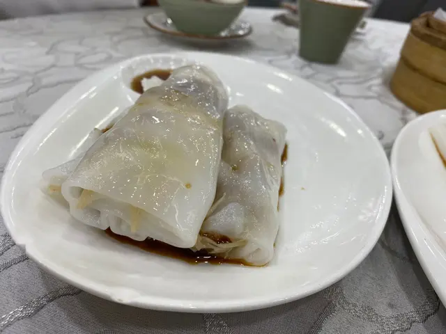 韭黃金菰火鴨絲腸