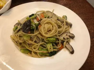 黑松露酱野菜扁意粉