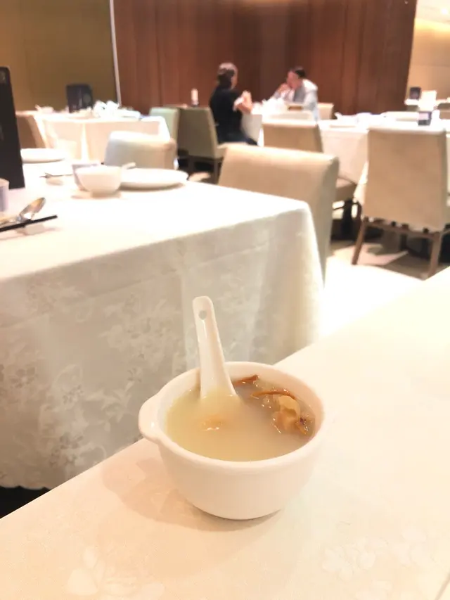 蟲草花花膠燉雞湯