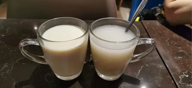 鮮磨豆漿&檸檬薏米水
