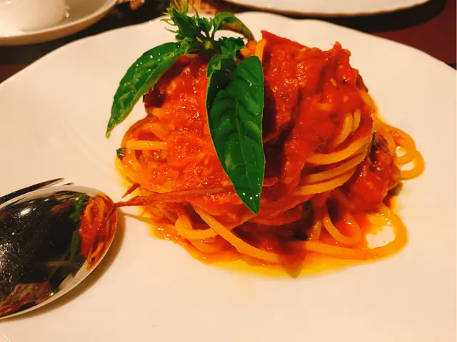 Spaghetti  with  fresh  litalian  tomato  