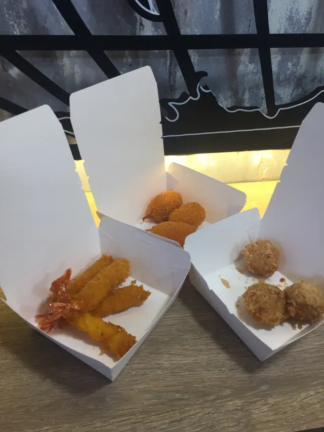 原粒炸帶子、吉列炸蝦、吉列炸蟹鉗