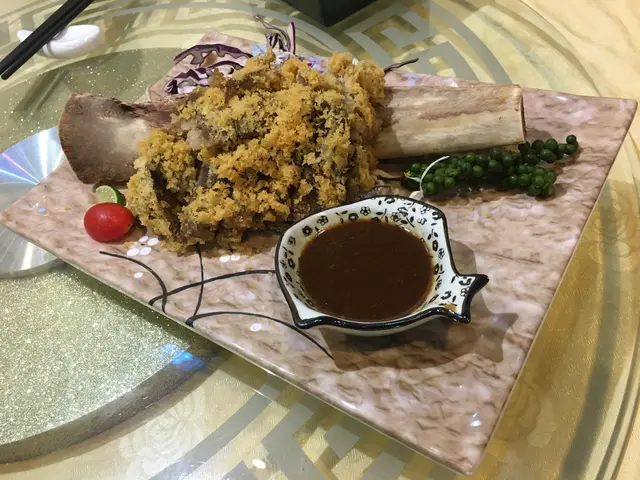 脆皮牛肋骨