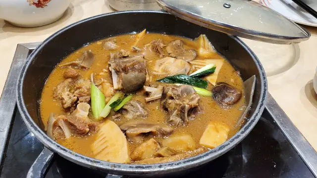 支竹羊腩煲