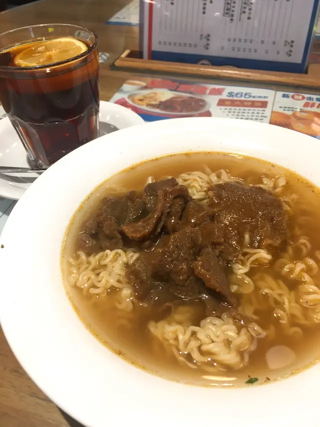 沙茶牛肉公仔麵