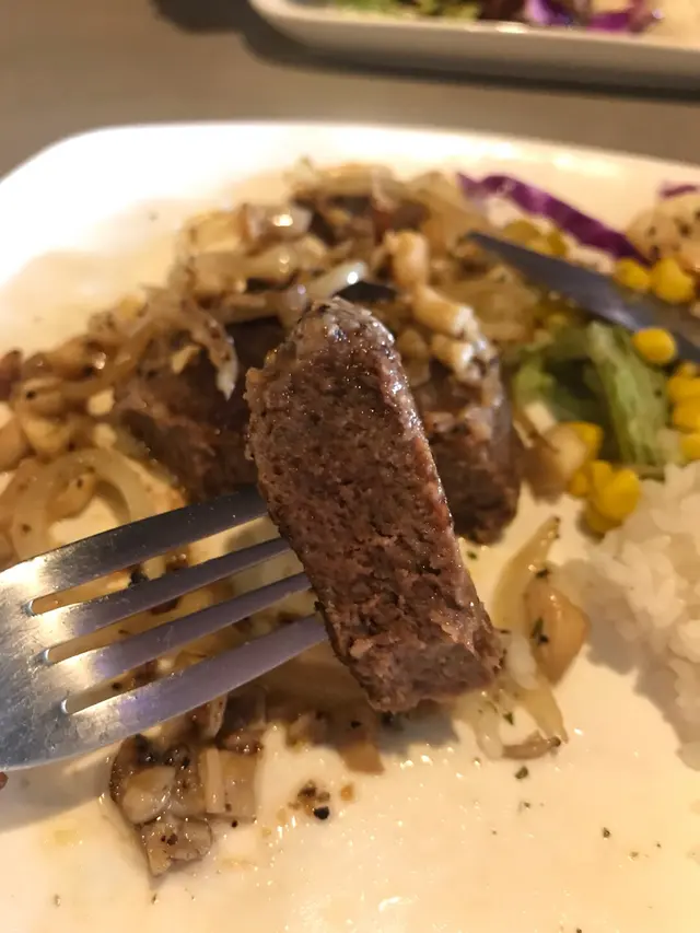 和牛漢堡排啊飯