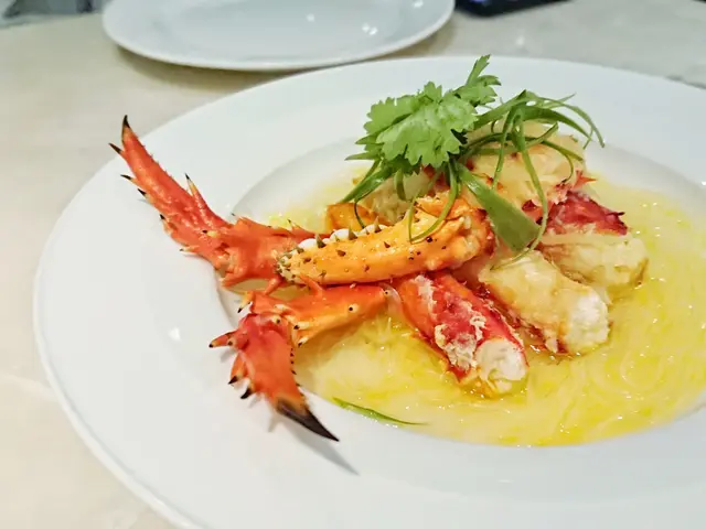 花雕粉絲蒸阿拉斯加蟹肉