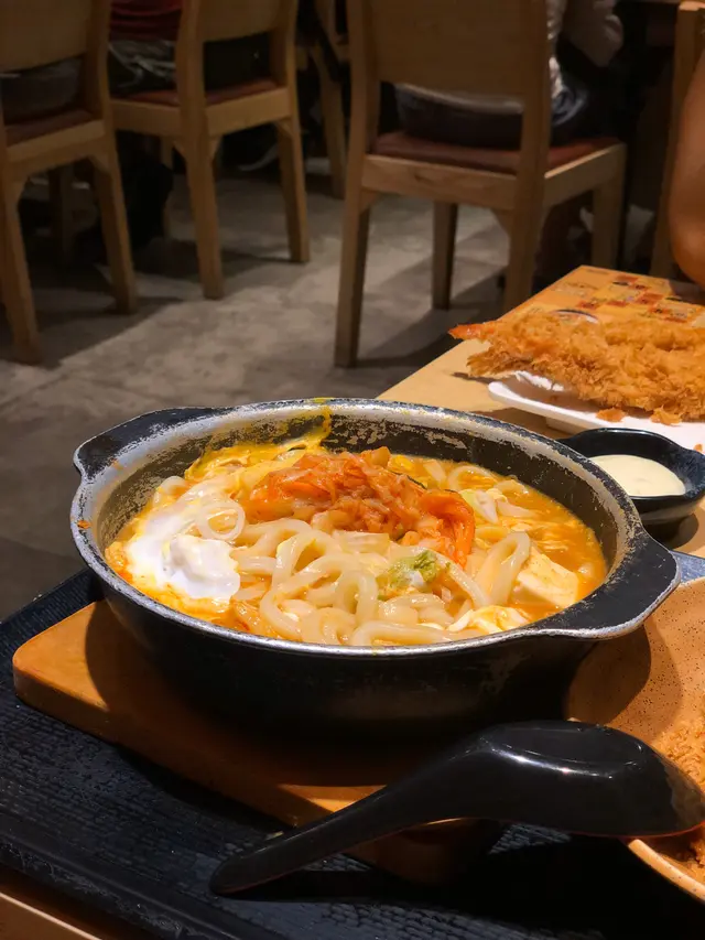 吉列豬扒泡菜湯烏冬