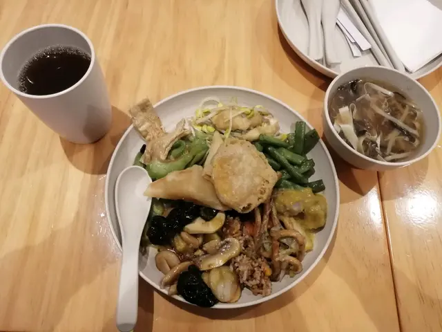 炸南瓜餅，炒飯