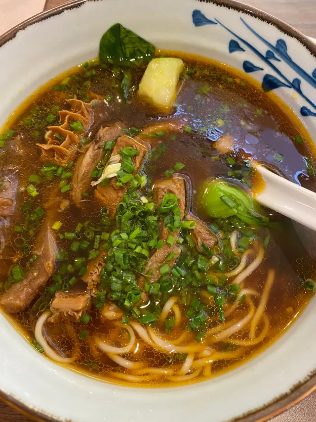 牛肉蚊得非常之林，好入味。牛肉嘅肉汁香濃！