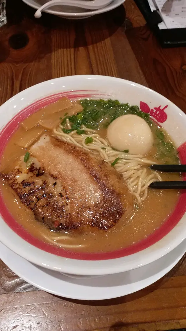 炙燒後豚肉特別香