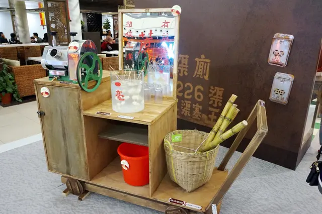 「九龍城廣場」光影聖誕城展覽活動