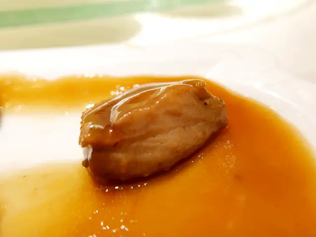 六頭蠔皇鮑魚伴菜遠