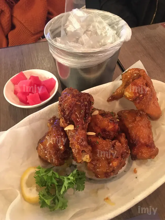蜂蜜牛油窩夫脆鷄(半份) 