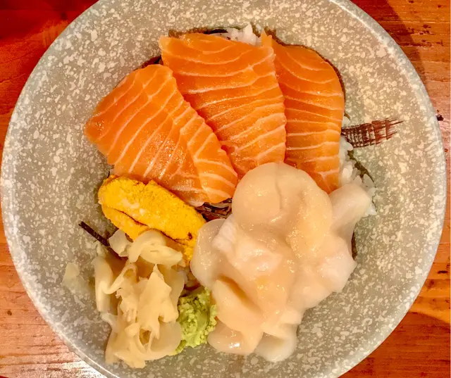 三文魚帶子海膽