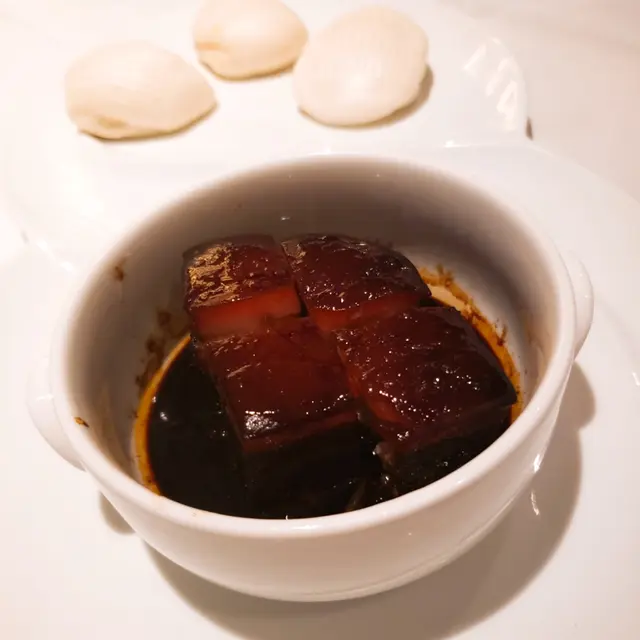 杭州東坡肉配蝴蝶夾