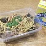 除了台式冷麵，亦可選白飯。