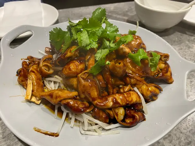 份量十足,鵝腸較「瘦」,稍韌!