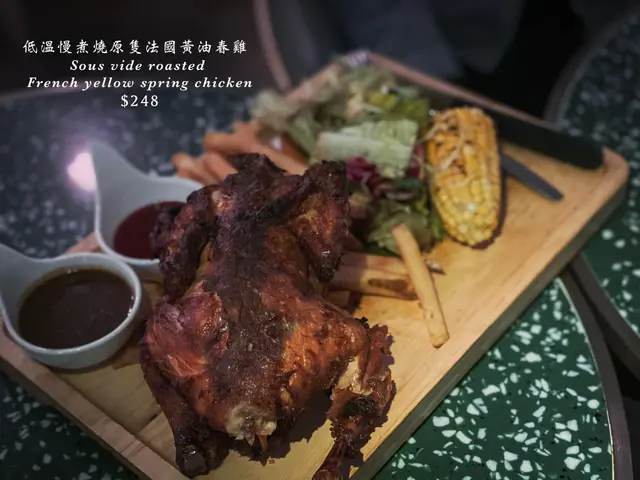 低溫慢煮燒原隻法國黃油春雞