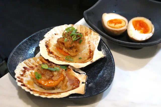 泰式燒元貝、滷溏心蛋