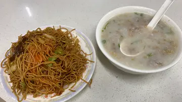 碎牛粥、炒面