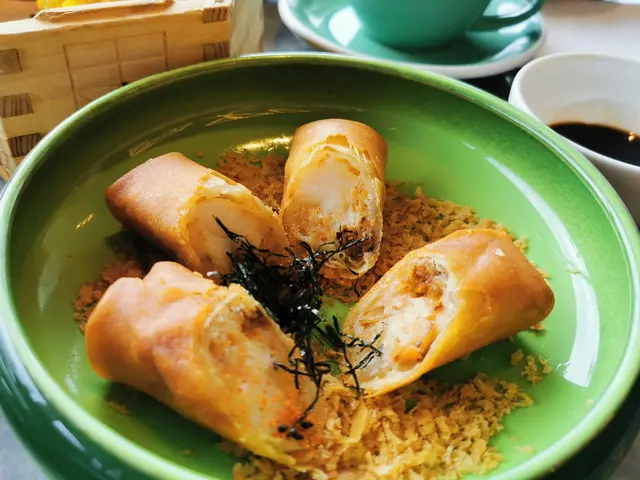 海膽蝦春卷