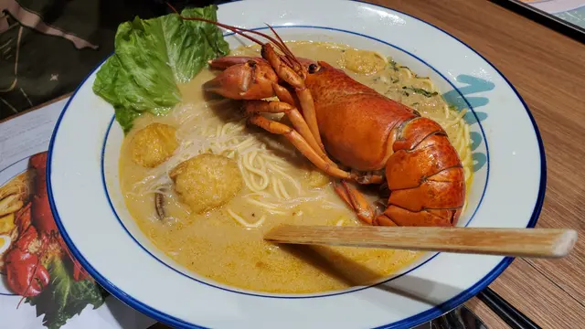 原隻波士頓龍蝦喇沙