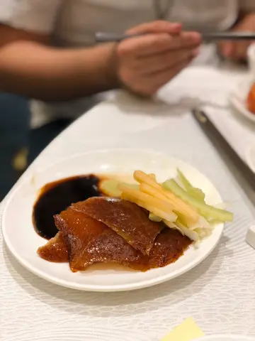 京式片皮鴨