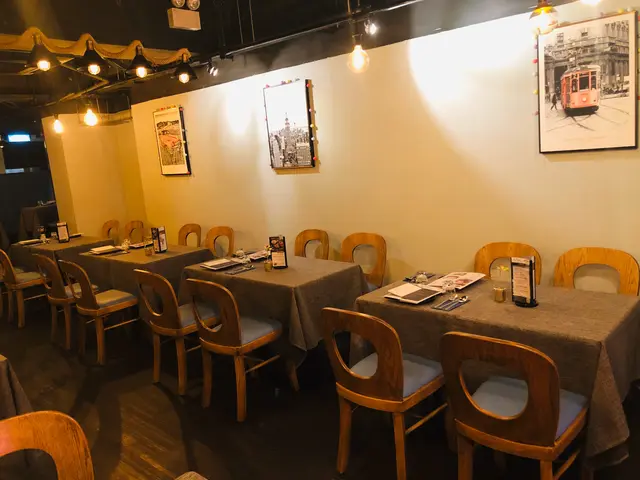 入面餐廳雖然唔係好大但勝在環境佈置好簡單舒服座位闊落👍🏻　