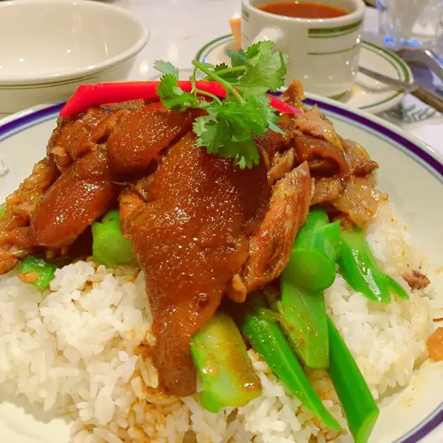 泰式無骨滷水豬手飯