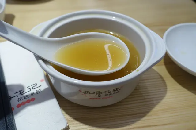 紅棗雪耳燉雞湯