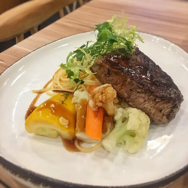 塊牛好厚,唔似$68貨色~