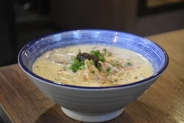 黑松露忌廉海鮮烏冬